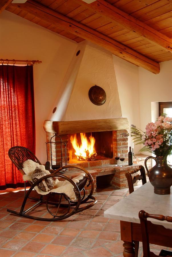Agriturismo Sondrea Sinio Eksteriør bilde